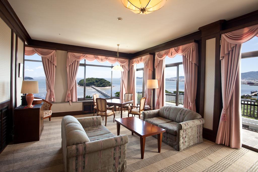 Gamagori Classic Hotel Dış mekan fotoğraf