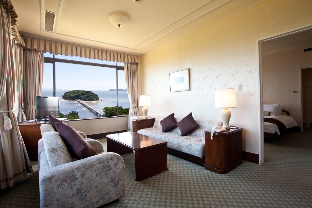 Gamagori Classic Hotel Dış mekan fotoğraf